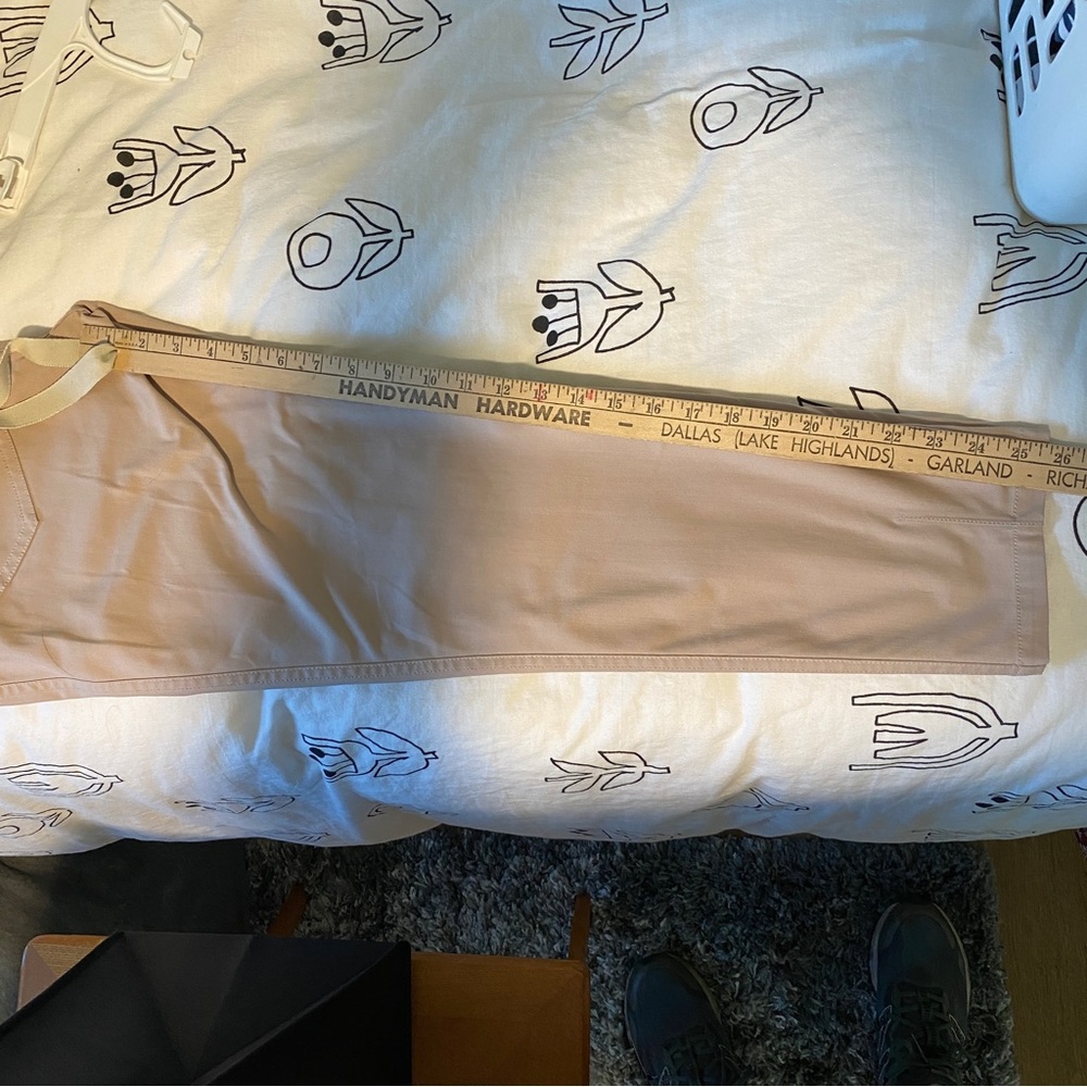 Lululemon 5 Pocket Slim-Leg Pant Jean
Lightweight EUC NWOT - Picture 4 of 6